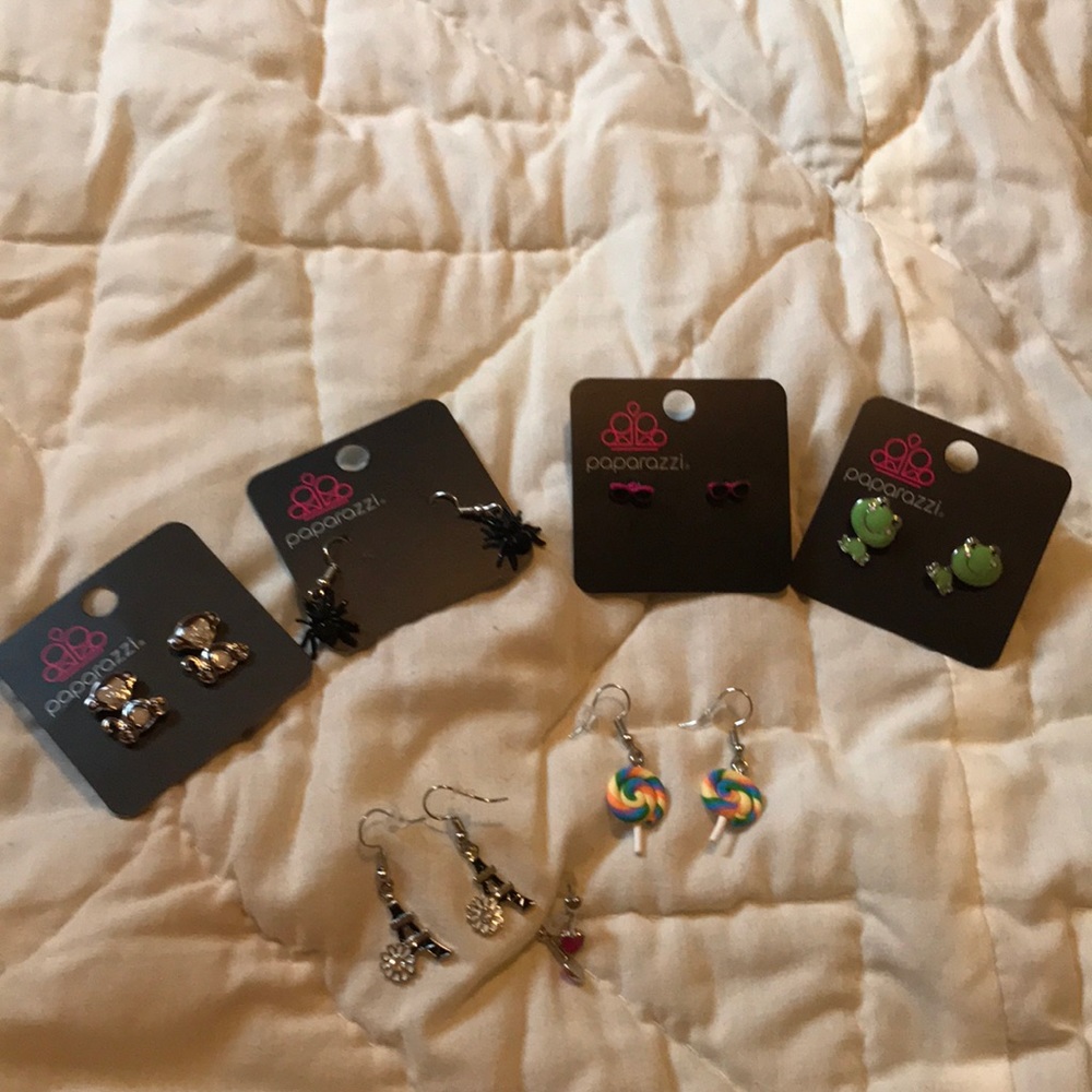 Bundle of earrings